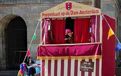 Puppet Show on Dam Square: Street Theatre for Young and Old